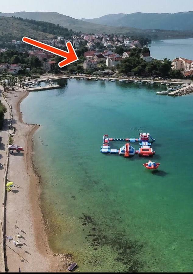 Studio Apartment By The Sea ชิเบนิก ภายนอก รูปภาพ